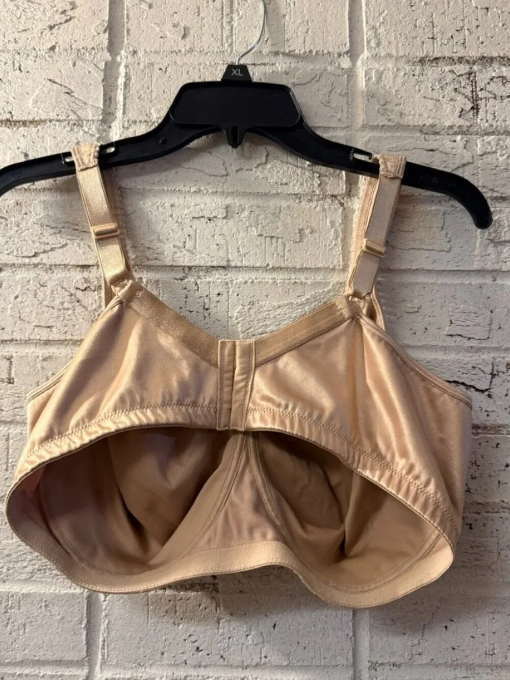 Playtex 18 Hour 44DD Nude Wireless Full Coverage Support Bra Comfort Lift